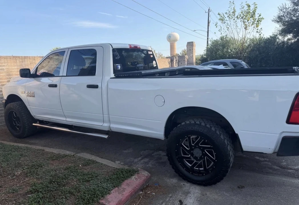 2014 Ram Heavy Duty - Image 4 of 6