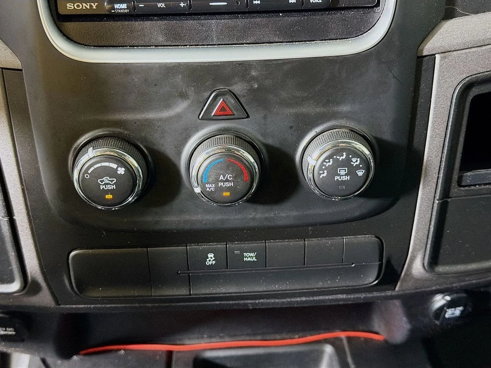2014 Ram Heavy Duty - Image 17 of 21