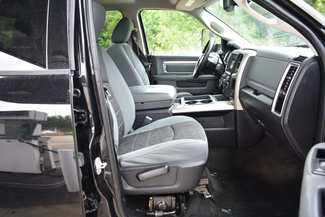 2014 Dodge Ram 4th Gen - Image 17 of 21