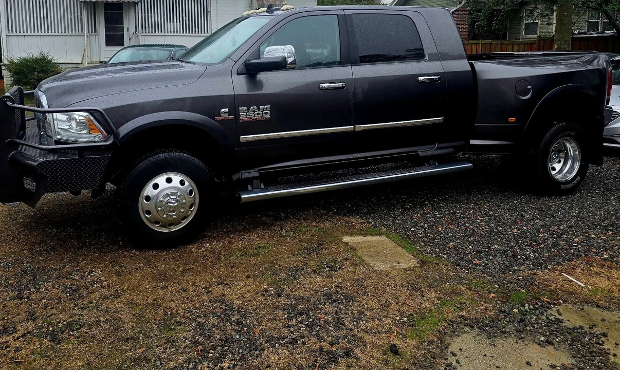 2014 Ram Heavy Duty - Image 2 of 13