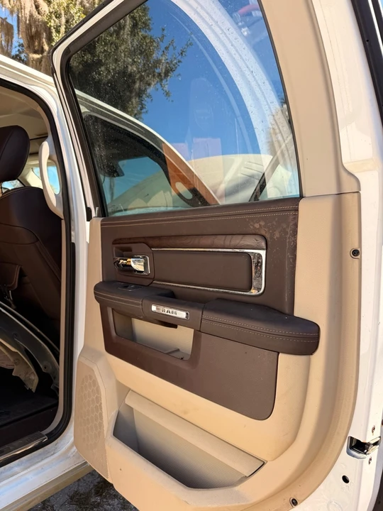 2014 Ram 3500 - Image 21 of 28