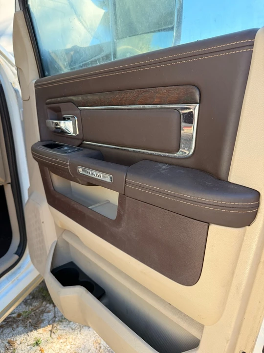 2014 Ram 3500 - Image 22 of 28