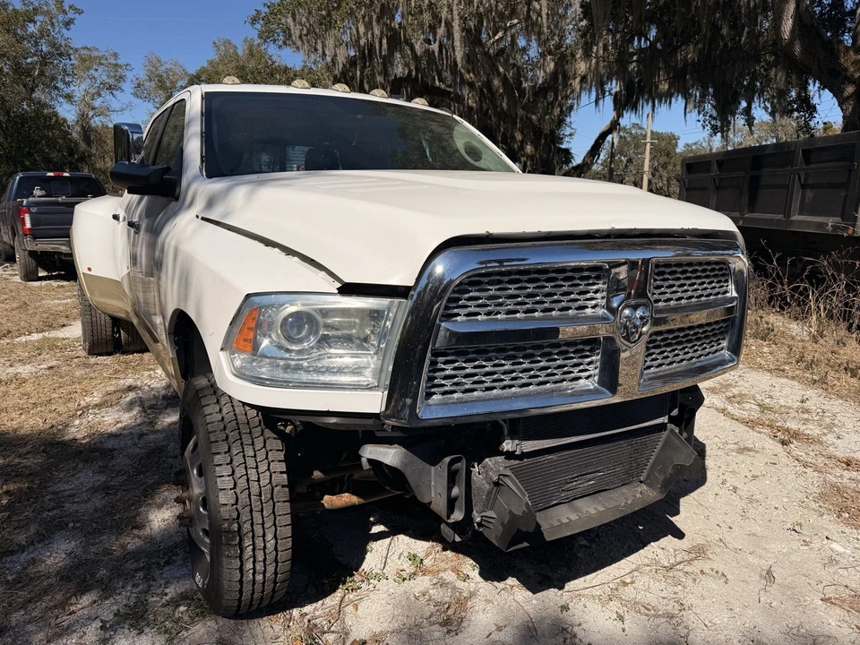2014 Ram 3500 - Image 8 of 28