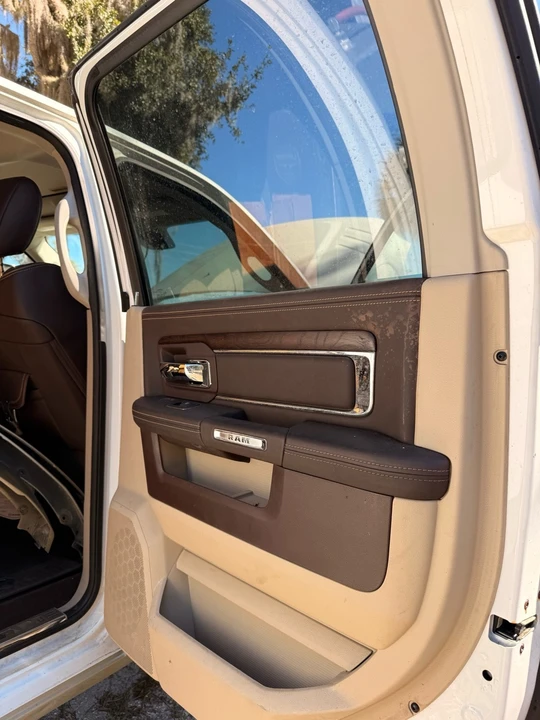 2014 Ram Heavy Duty - Image 21 of 28