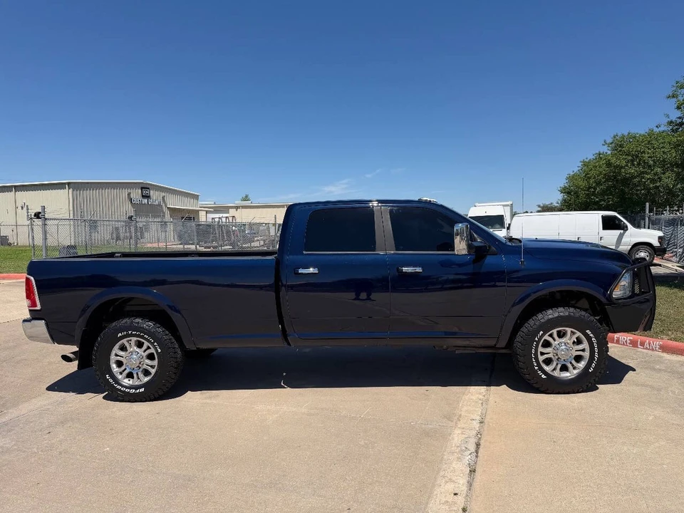 2014 Ram 3500 - Image 5 of 12