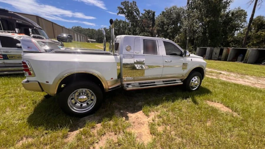 2014 Ram Heavy Duty - Image 15 of 31