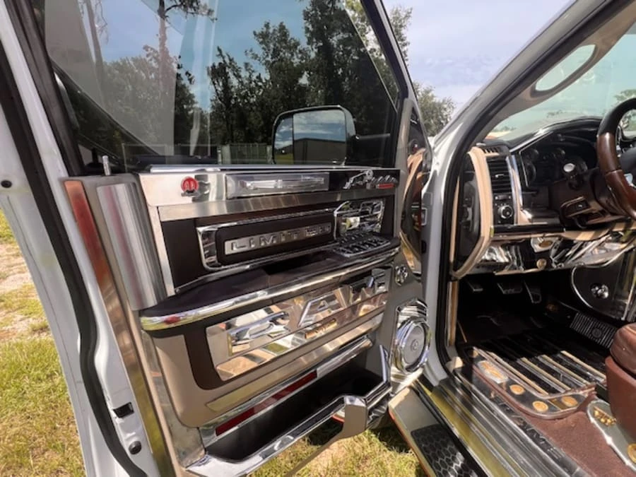 2014 Ram Heavy Duty - Image 25 of 31