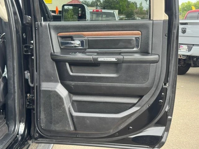 2014 Ram 3500 - Image 16 of 31