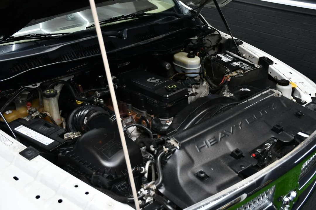 2014 Ram Heavy Duty - Image 15 of 21