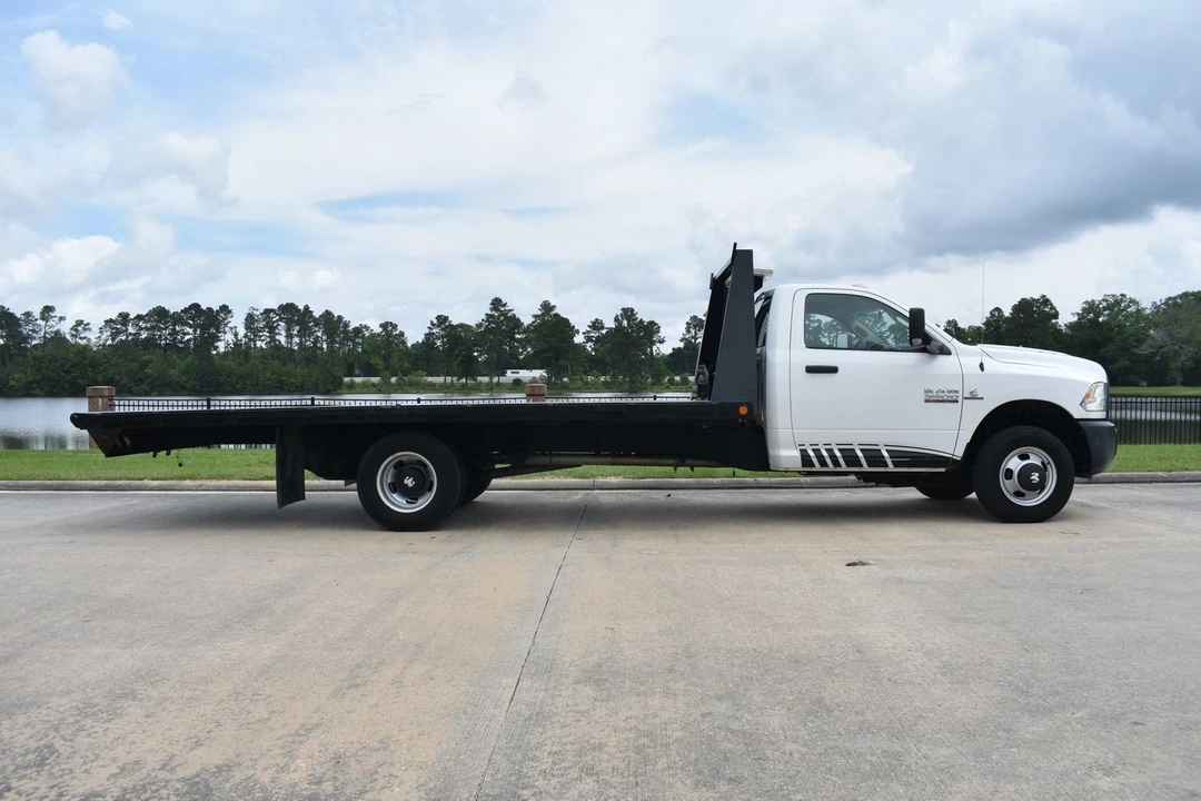 2014 Ram 3500 - Image 3 of 24