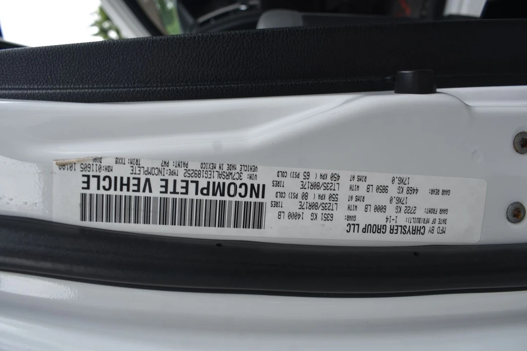 2014 Ram 3500 - Image 19 of 24