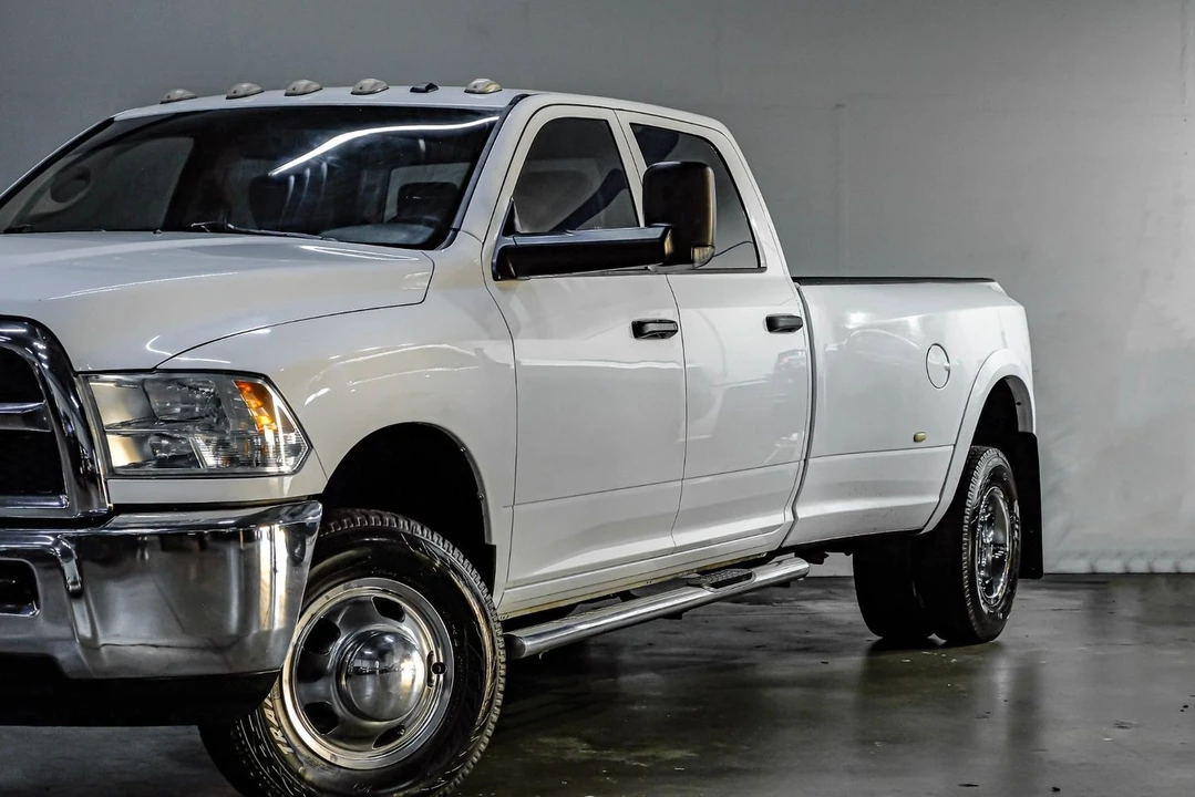 2014 Ram Heavy Duty - Image 9 of 21