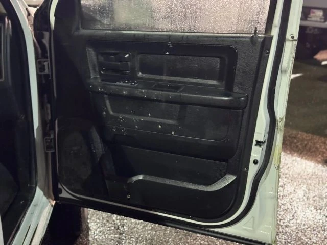 2014 Ram 3500 - Image 21 of 31