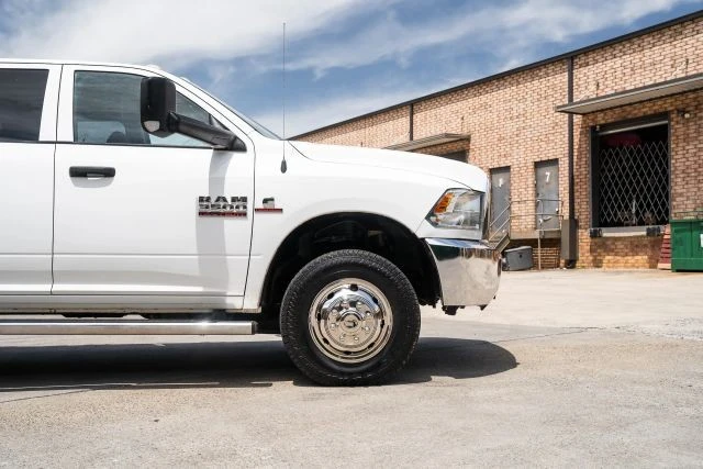 2014 Ram Heavy Duty - Image 12 of 30