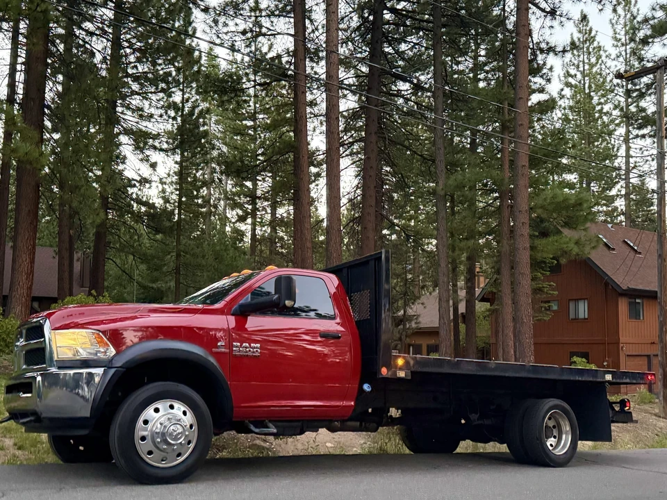 2014 Ram 4500 & 5500 - Image 3 of 31