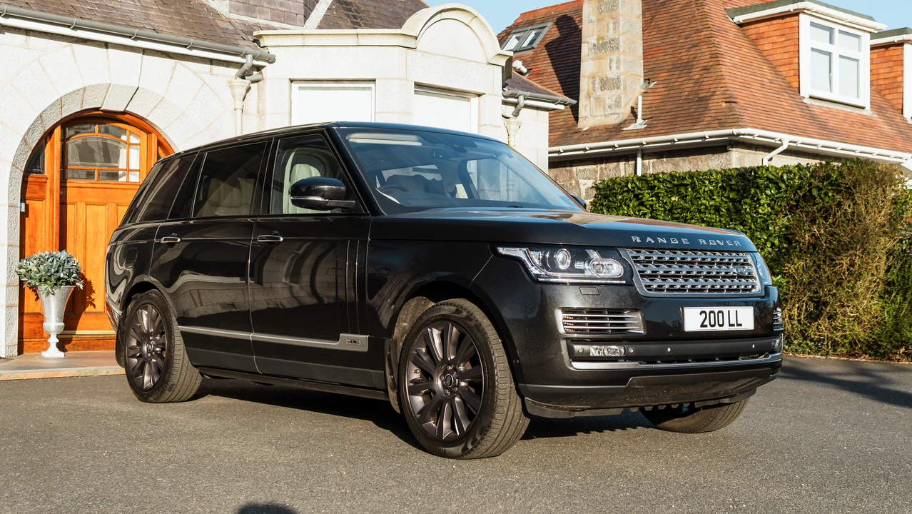 2014 Land Rover Range Rover L405 - Image 3 of 31