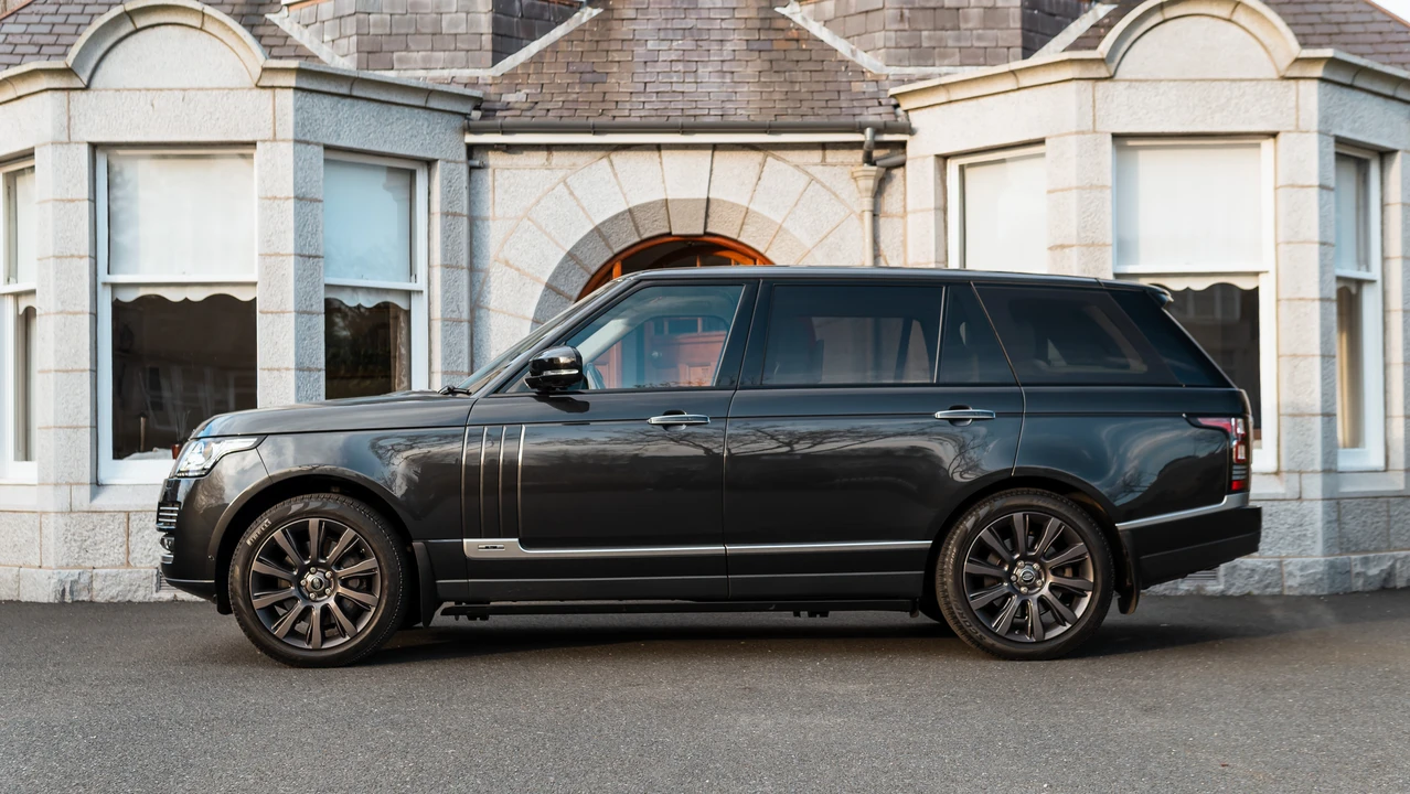 2014 Land Rover Range Rover L405 - Image 15 of 31