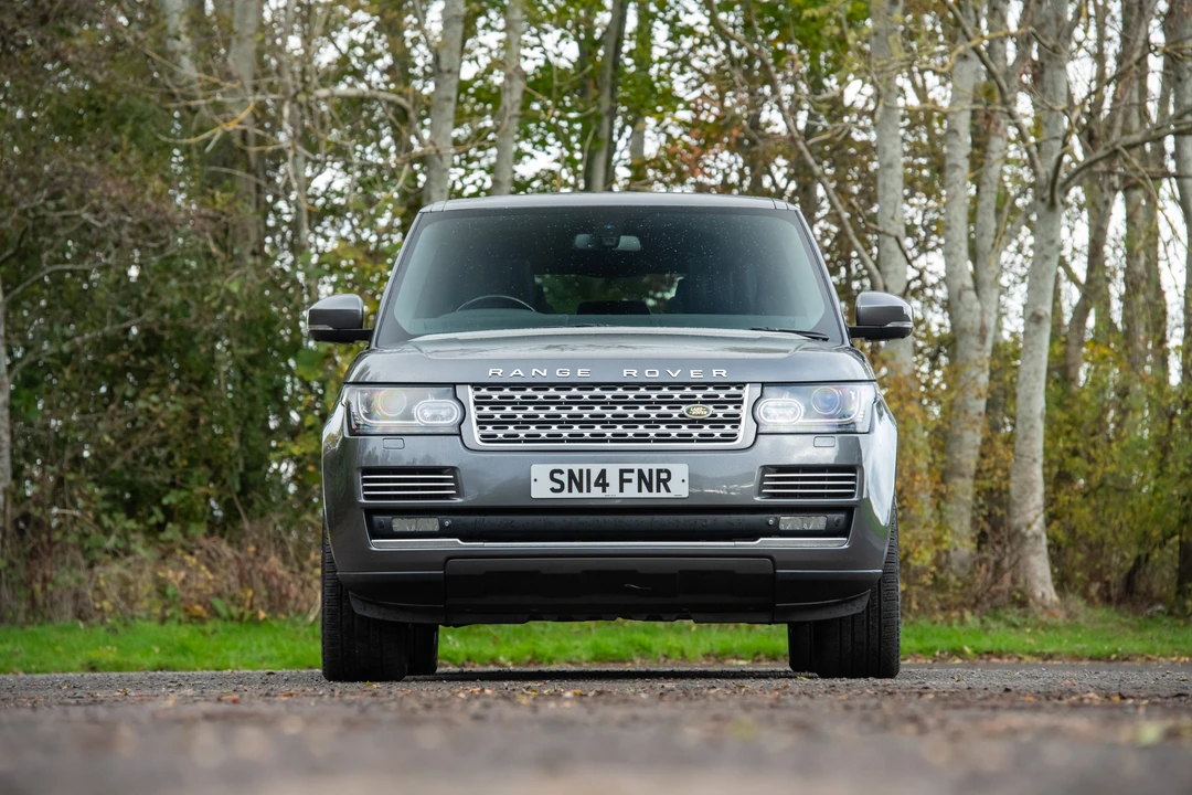 2014 Land Rover Range Rover L405 - Image 3 of 31