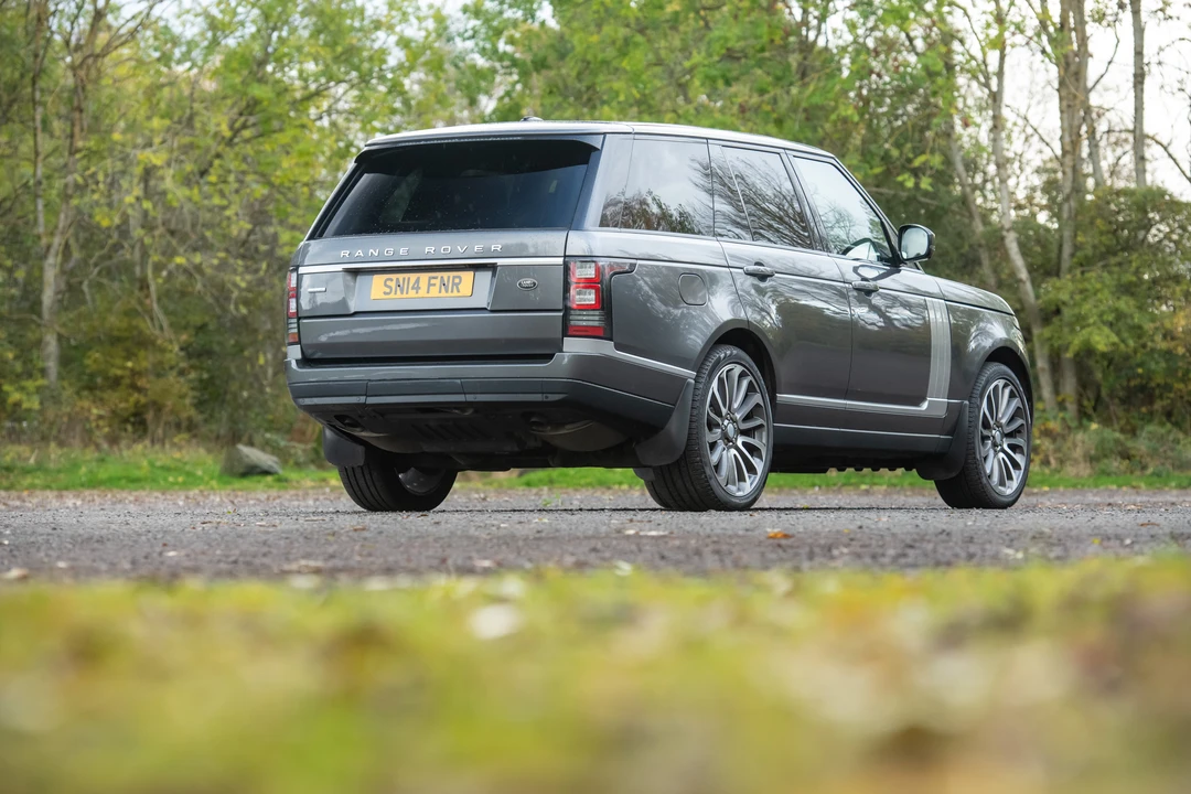2014 Land Rover Range Rover L405 - Image 10 of 31