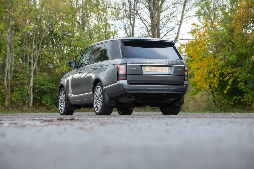 2014 Land Rover Range Rover L405 - Image 11 of 31