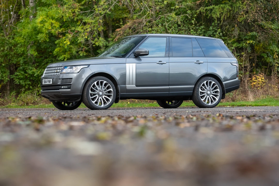 2014 Land Rover Range Rover L405 - Image 12 of 31