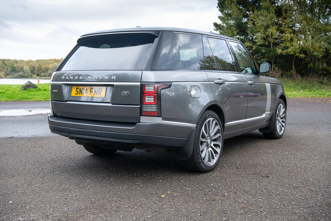 2014 Land Rover Range Rover L405 - Image 15 of 31