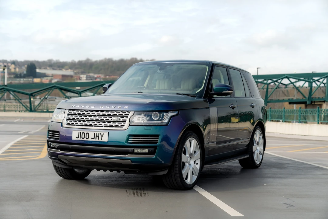 2013 Land Rover Range Rover L322 - Image 3 of 31