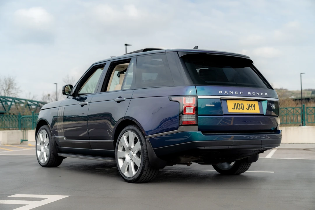 2013 Land Rover Range Rover L322 - Image 13 of 31