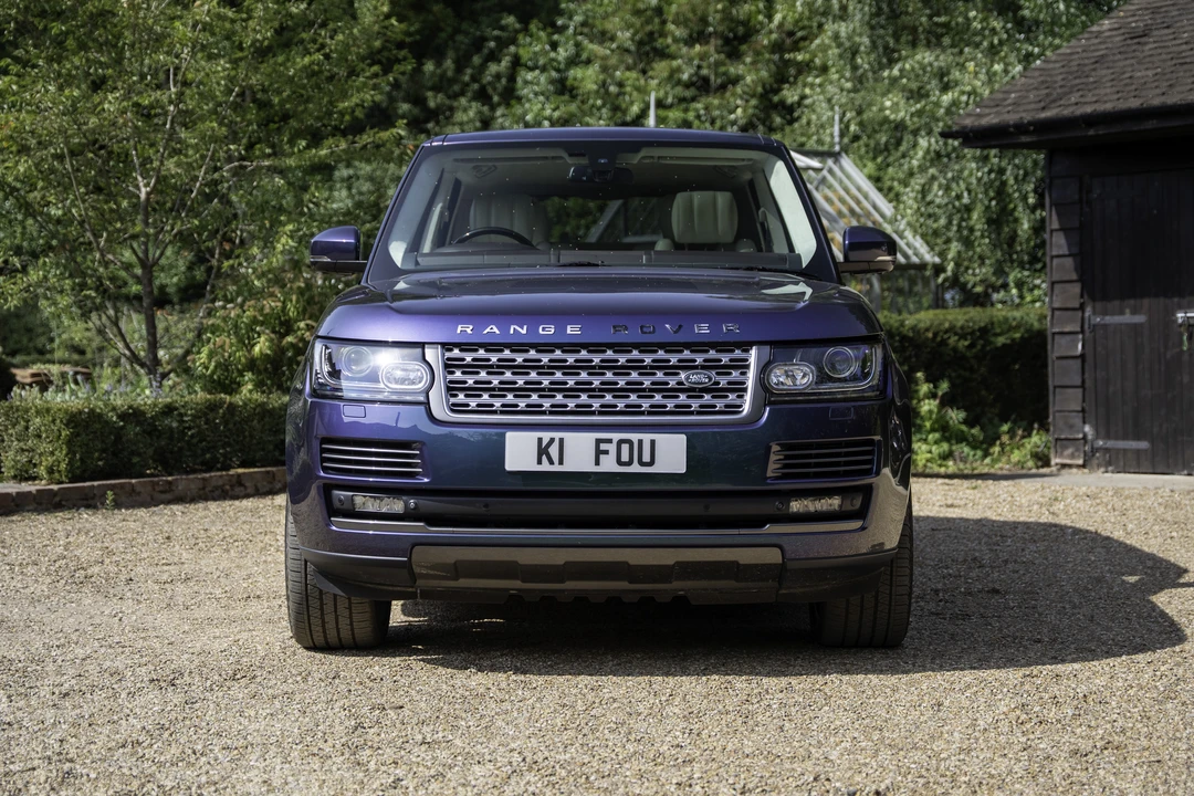 2014 Land Rover Range Rover L405 - Image 2 of 31