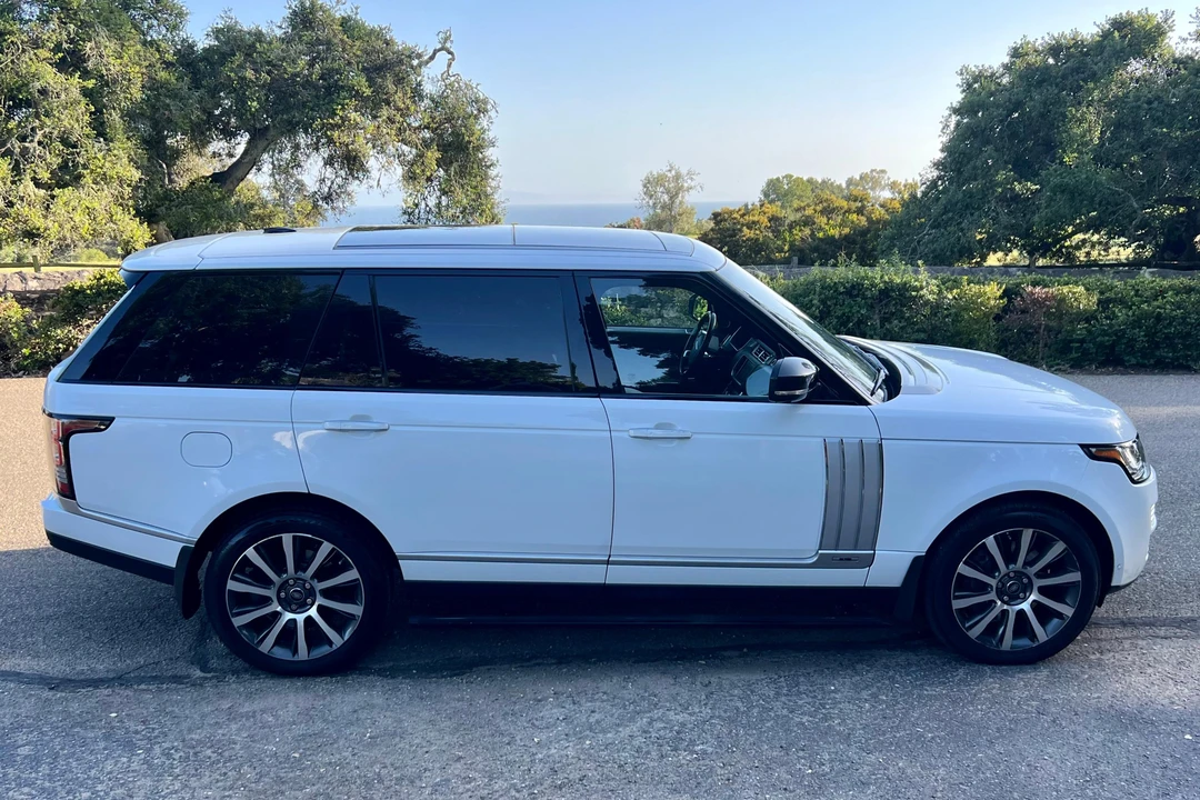 2014 Land Rover Range Rover L405 - Image 3 of 31