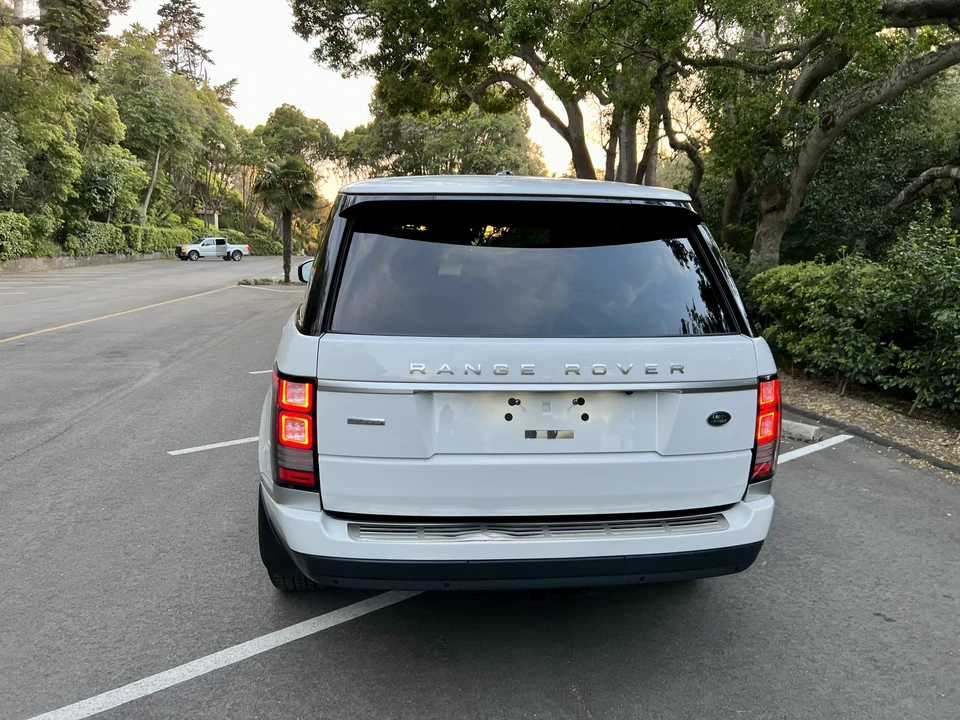 2014 Land Rover Range Rover L405 - Image 9 of 31