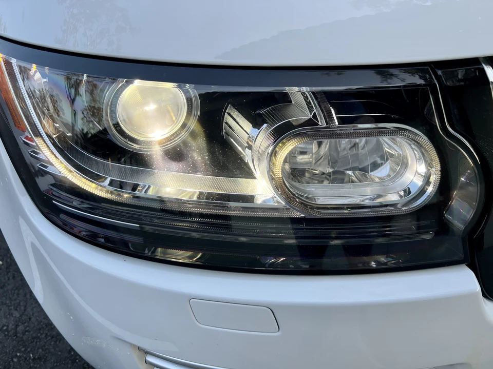 2014 Land Rover Range Rover L405 - Image 18 of 31