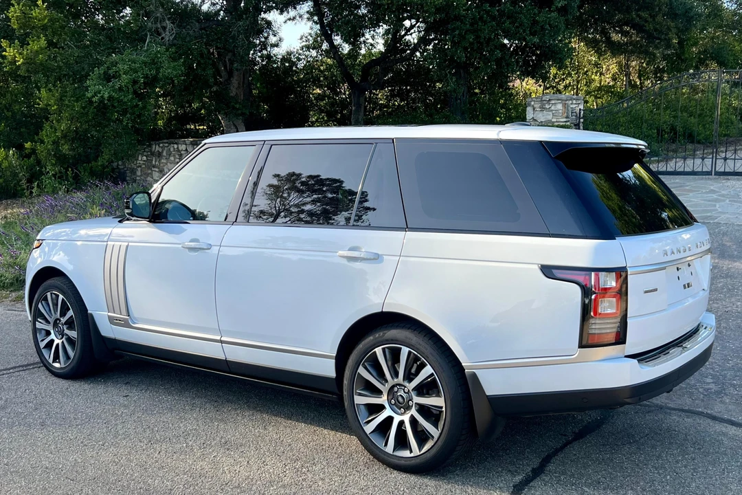 2014 Land Rover Range Rover L405 - Image 4 of 31