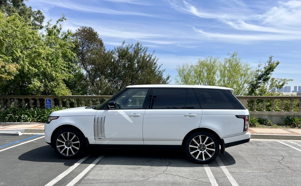 2014 Land Rover Range Rover L405 - Image 8 of 31
