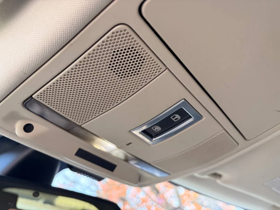 2014 Land Rover Range Rover Evoque 1st Gen - Image 13 of 15