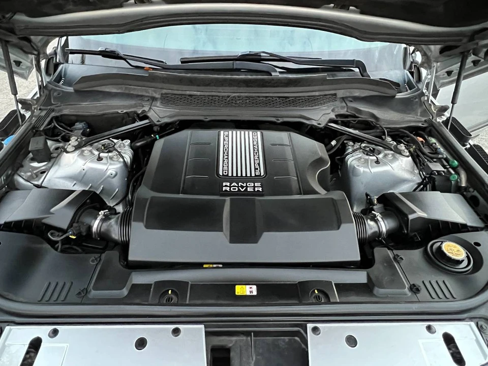 2014 Land Rover Range Rover L405 - Image 14 of 24