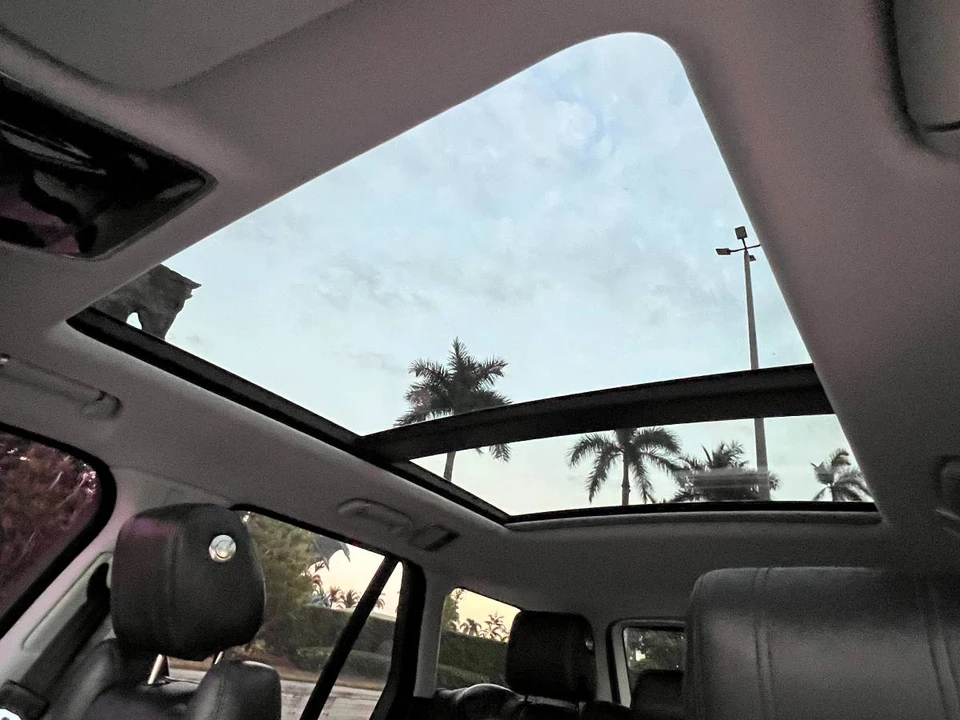 2014 Land Rover Range Rover L405 - Image 15 of 24