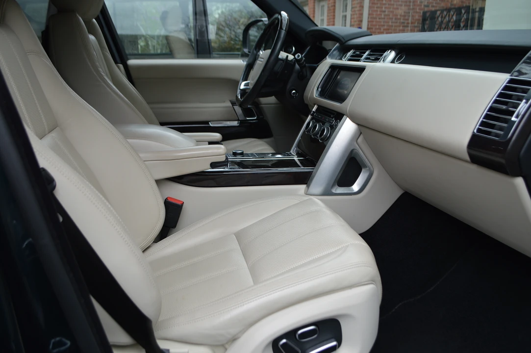 2014 Land Rover Range Rover L405 - Image 11 of 14