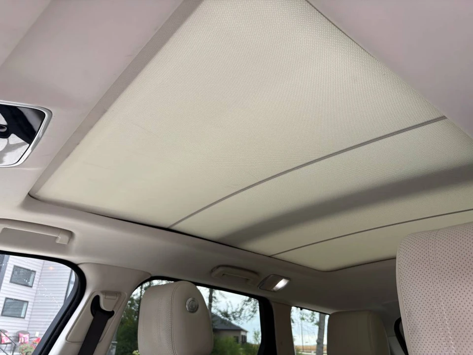 2014 Land Rover Range Rover L405 - Image 11 of 24
