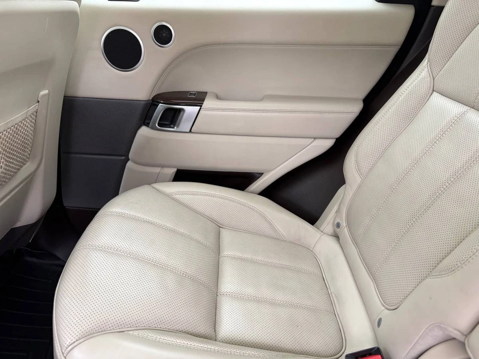 2014 Land Rover Range Rover L405 - Image 5 of 24