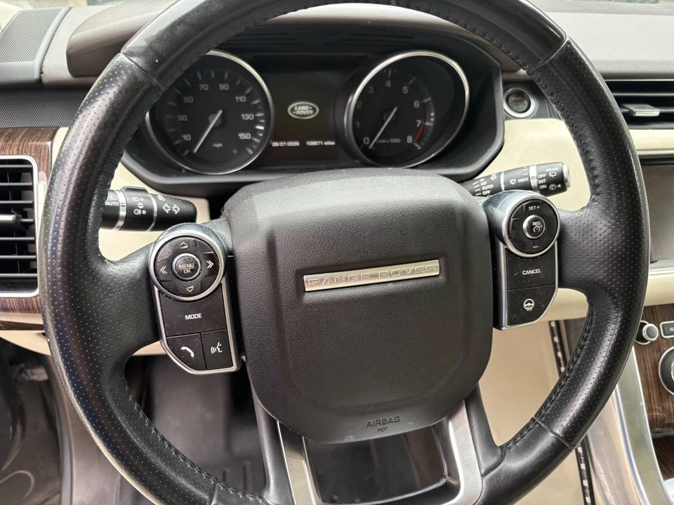 2014 Land Rover Range Rover L405 - Image 8 of 24
