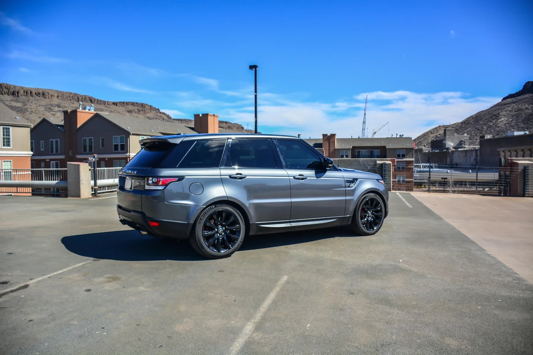 2014 Land Rover Range Rover Sport L494 - Image 17 of 31