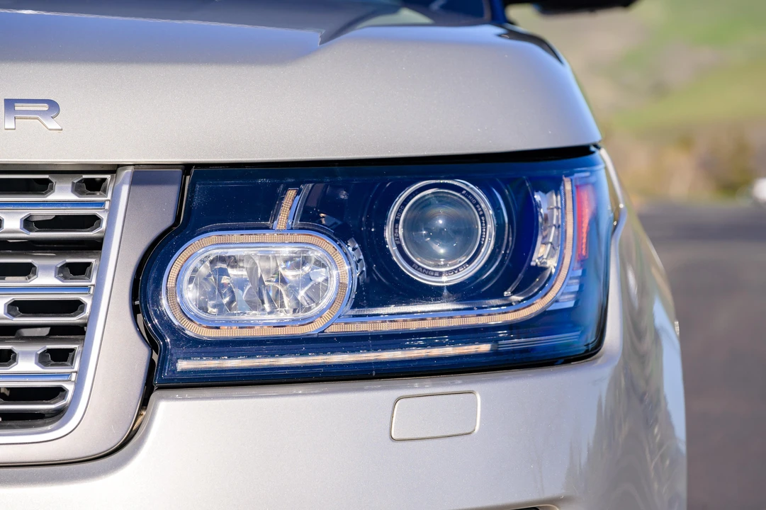 2014 Land Rover Range Rover L405 - Image 12 of 31