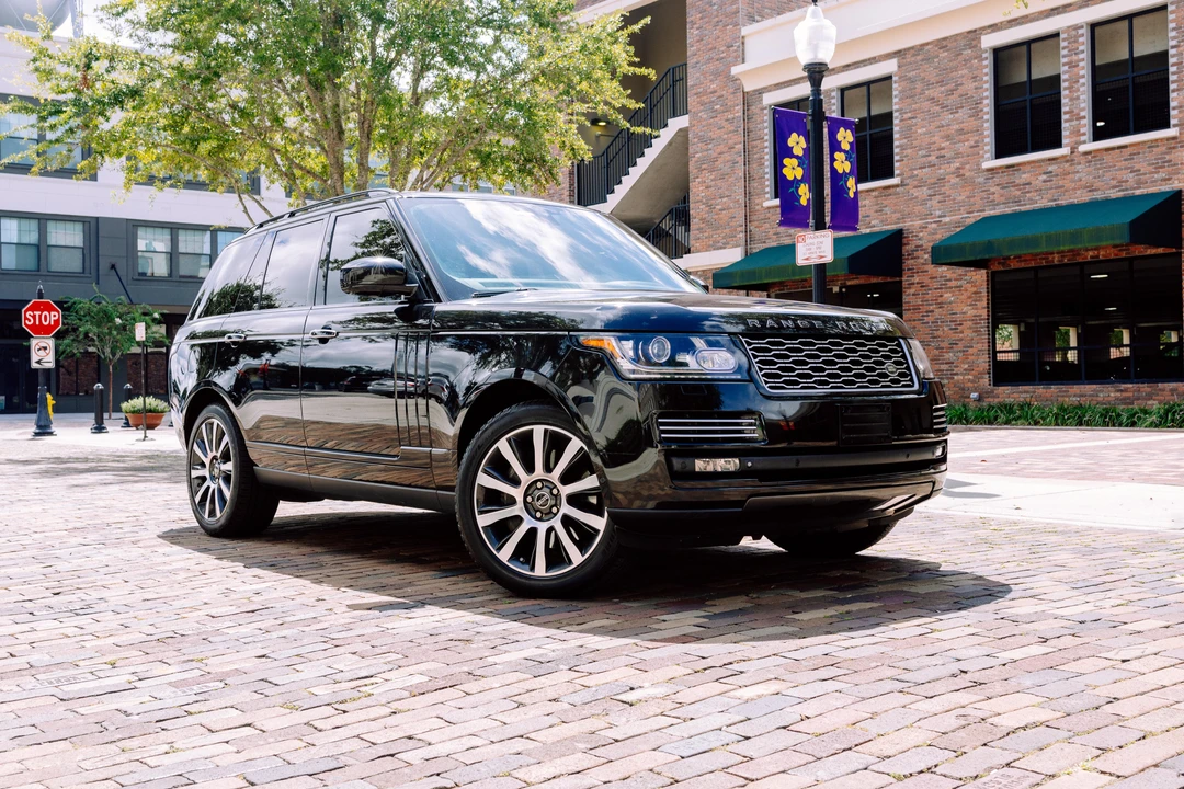 2014 Land Rover Range Rover L405 - Image 12 of 31