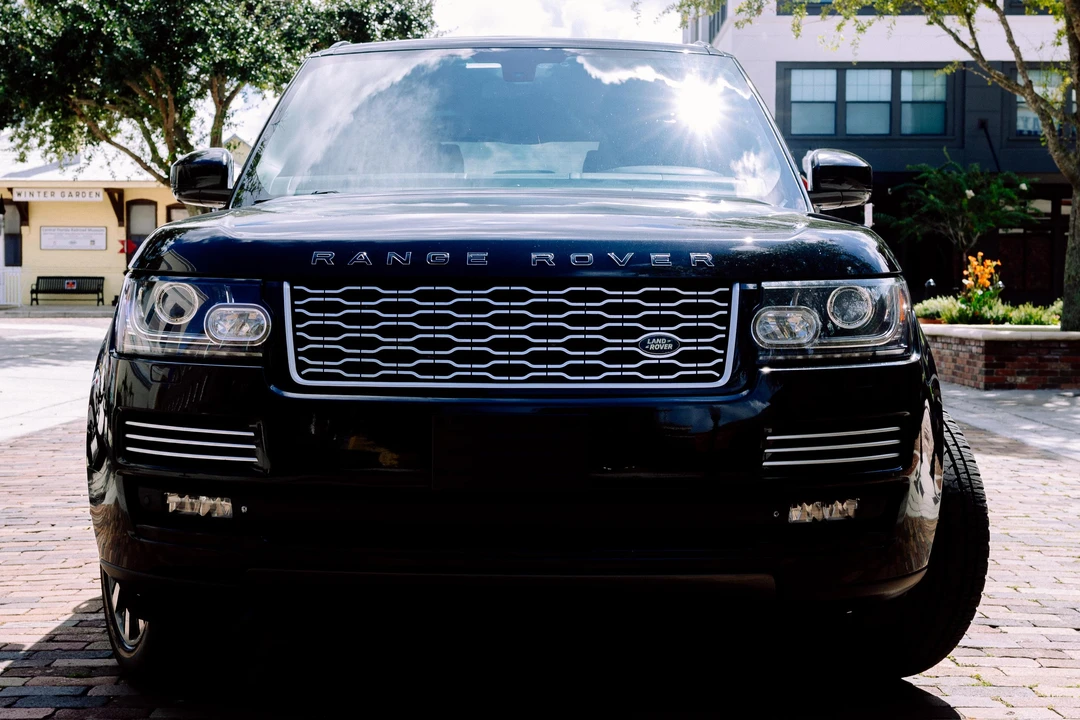 2014 Land Rover Range Rover L405 - Image 2 of 31