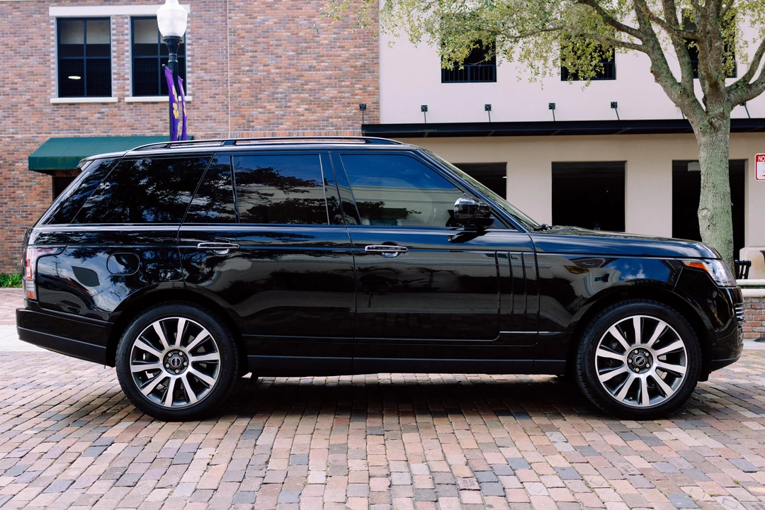 2014 Land Rover Range Rover L405 - Image 3 of 31