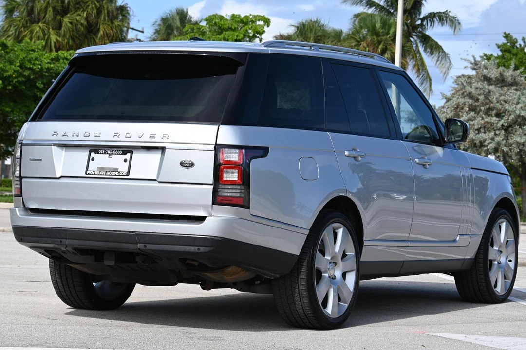 2014 Land Rover Range Rover L405 - Image 7 of 31