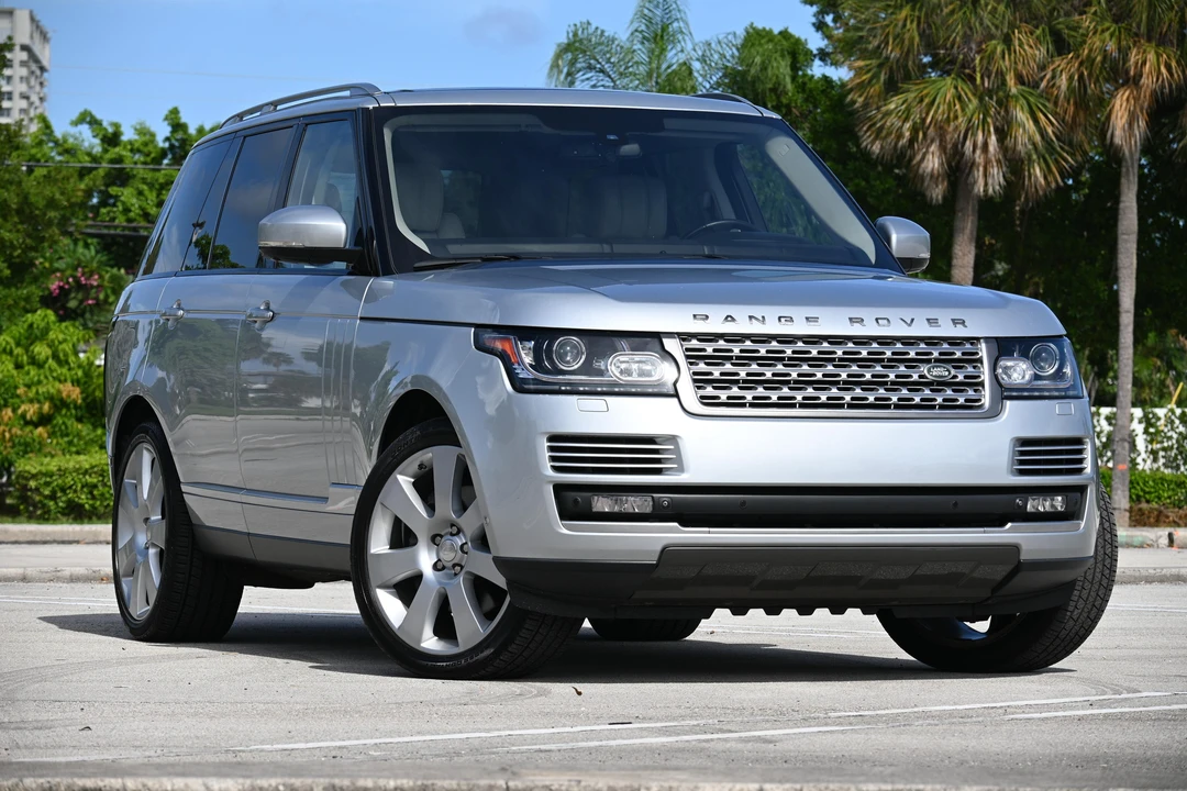 2014 Land Rover Range Rover L405 - Image 9 of 31