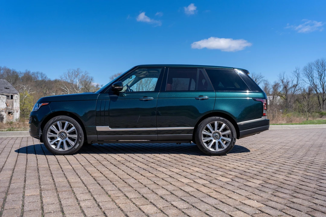 2014 Land Rover Range Rover L405 - Image 6 of 31