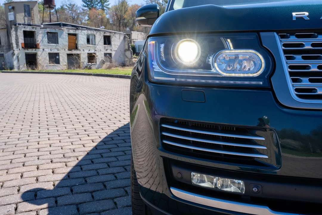 2014 Land Rover Range Rover L405 - Image 17 of 31